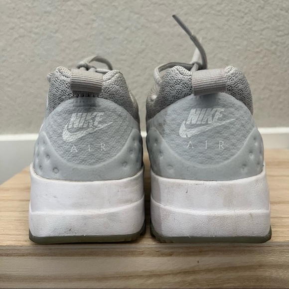 Nike White Gray Air Max Motion Lace Up Sneaker 7 - Picture 6 of 7